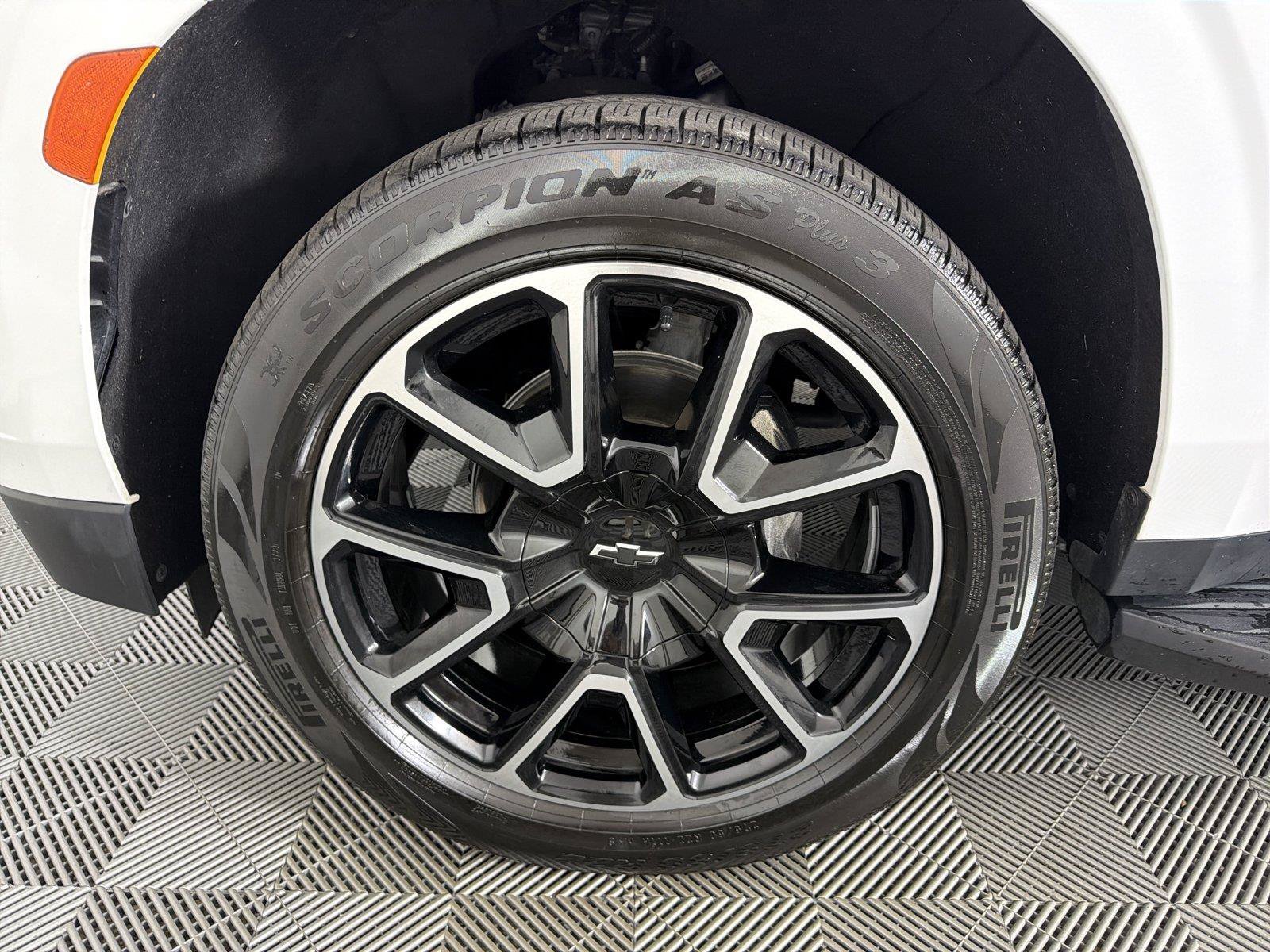 Used 2022 Chevrolet Tahoe RST RWD image 9