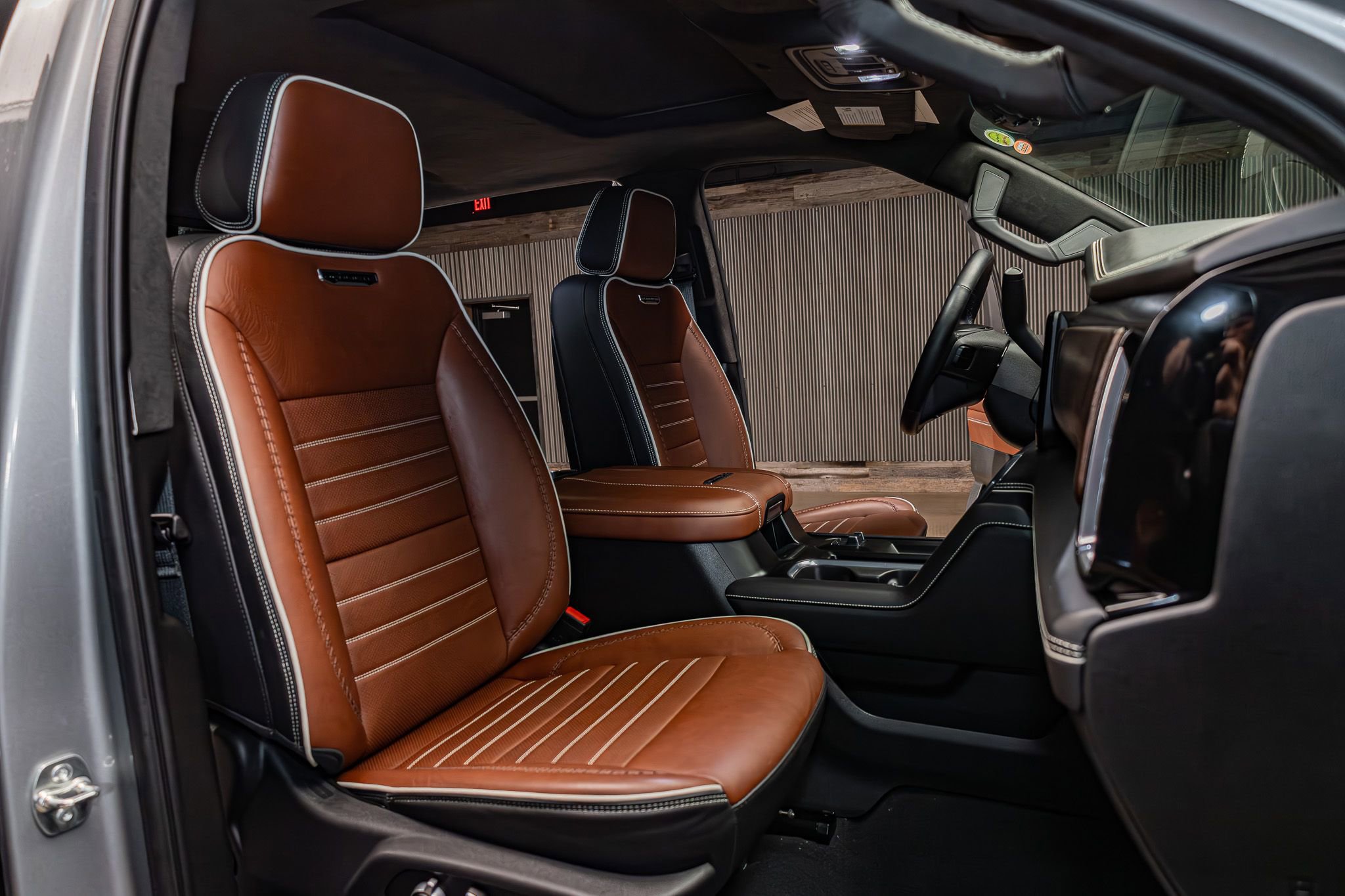 Used 2025 GMC Sierra 2500 Denali Ultimate w/ Max Trailering Package image 27