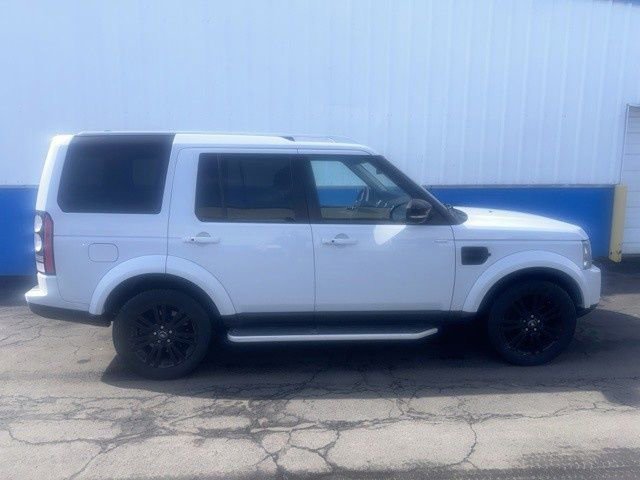 Used 2016 Land Rover LR4 HSE LUX image 1