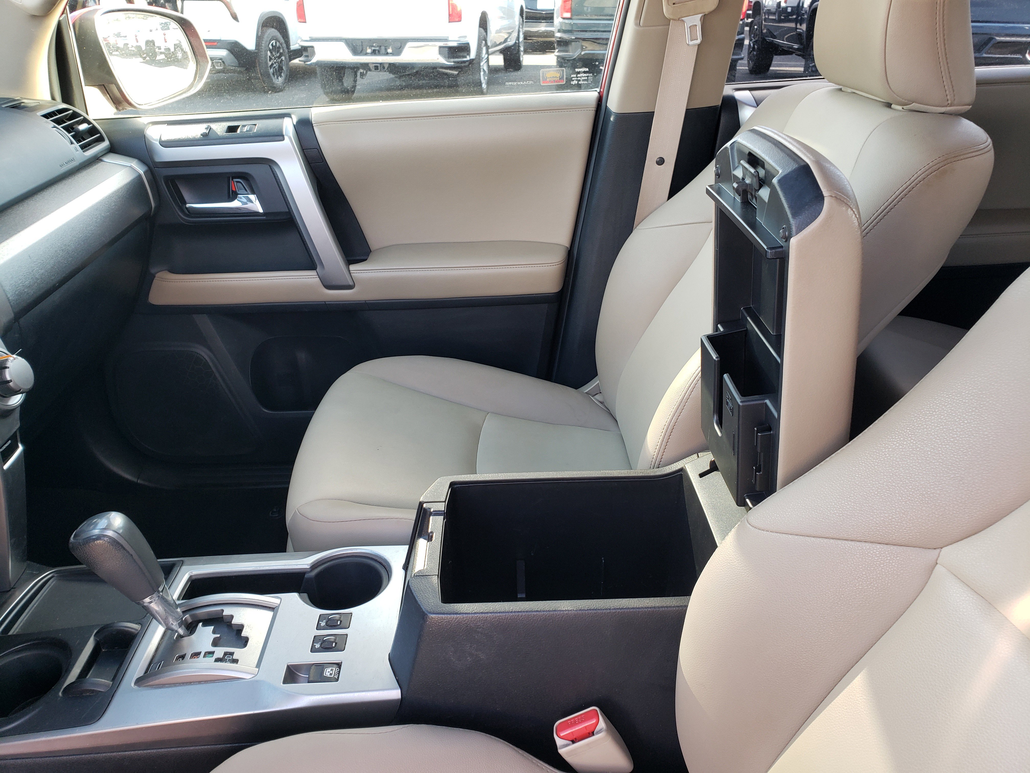 Used 2015 Toyota 4Runner 2WD image 28