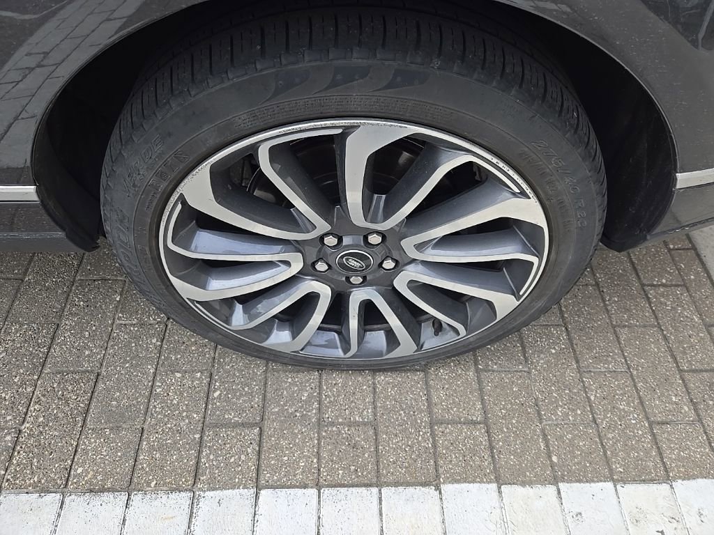 Used 2021 Land Rover Range Rover Westminster Edition image 9