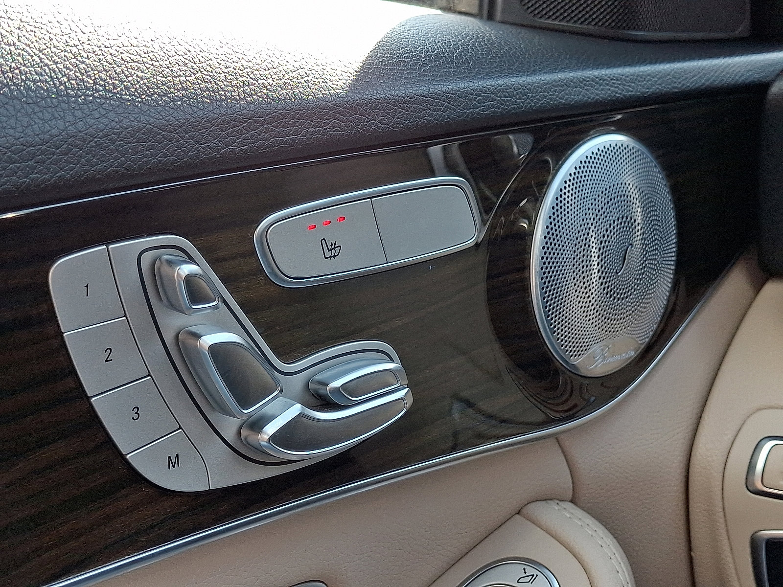 Used 2018 Mercedes-Benz C 300 4MATIC Sedan image 26