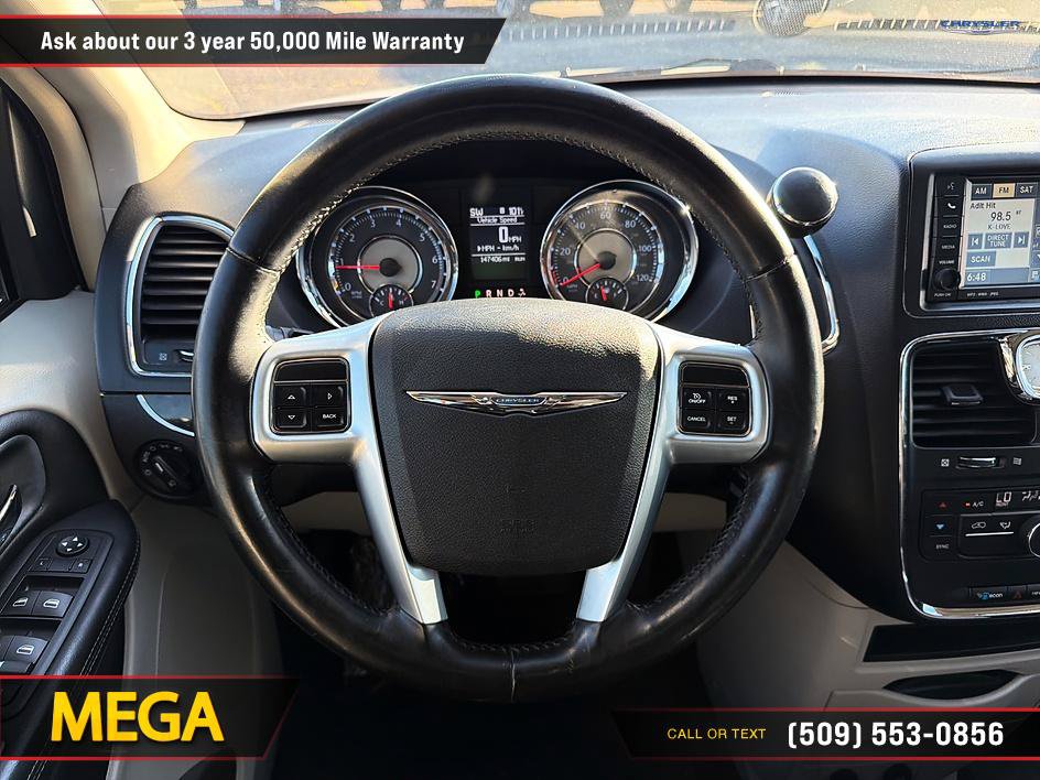 Used 2011 Chrysler Town & Country Touring FWD image 21