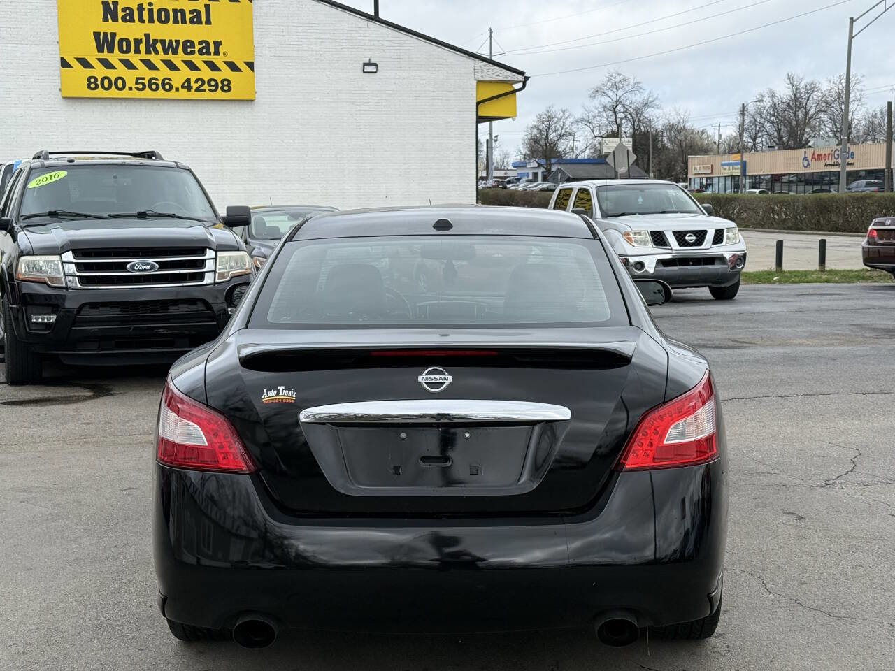Used 2010 Nissan Maxima 3.5 SV w/ Sport Pkg image 4
