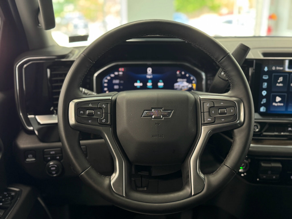 Used 2026 Chevrolet Silverado 1500 RST AWD/4WD image 18