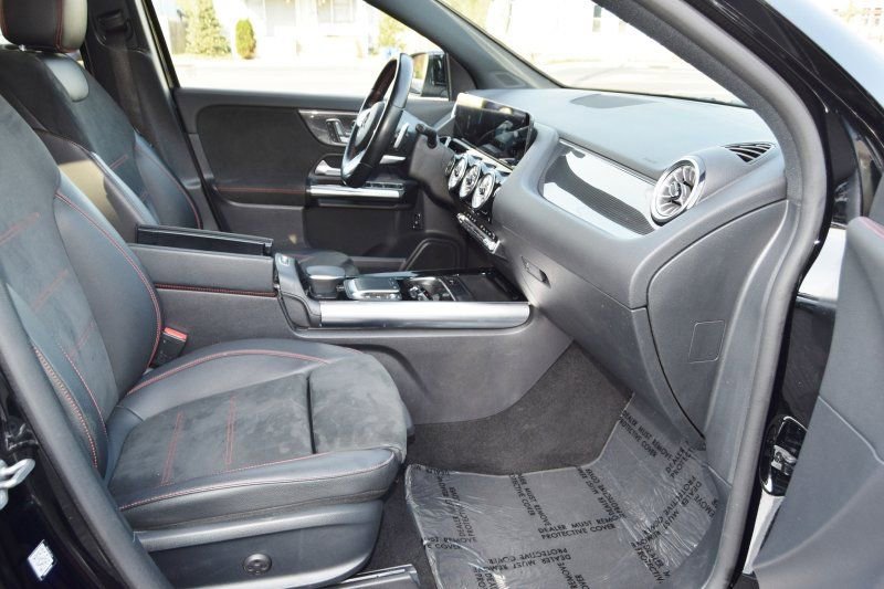 Used 2022 Mercedes-Benz GLA 35 AMG 4MATIC image 29