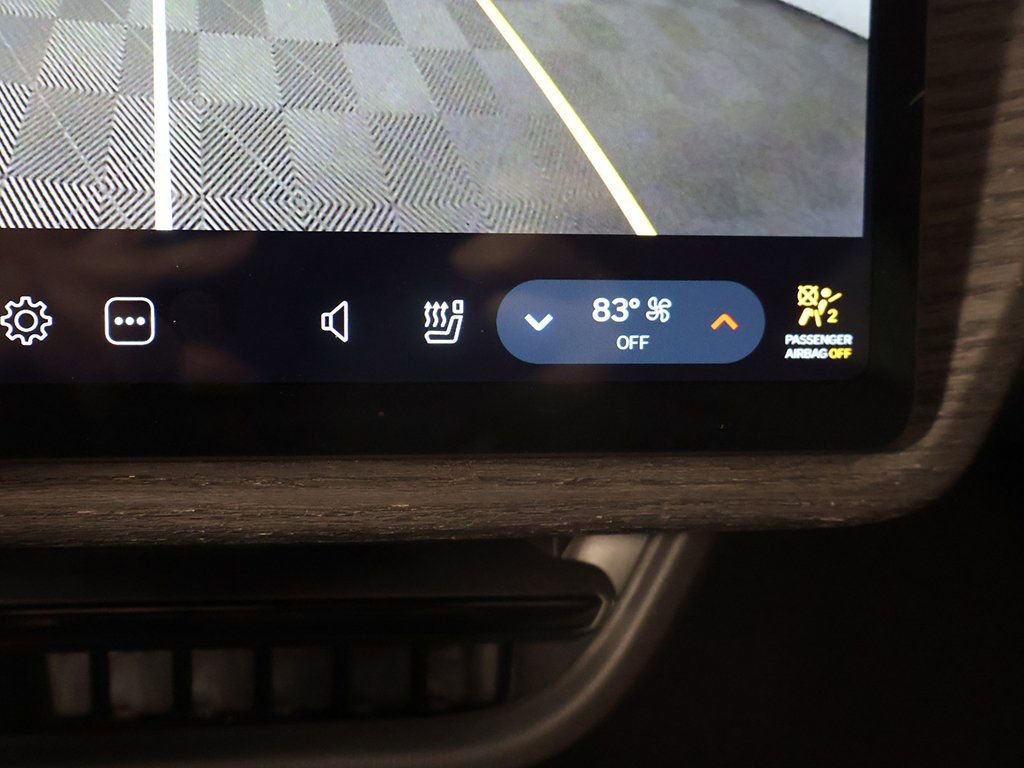 Used 2024 Rivian R1S Adventure image 55