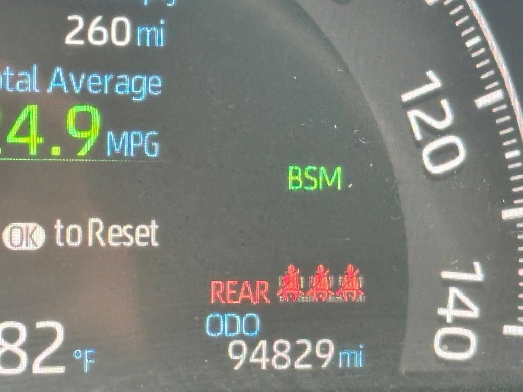 Used 2019 Toyota RAV4 Limited w/ Advanced Technology Package AWD/4WD image 18