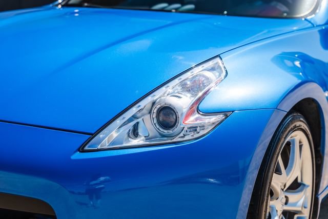 Used 2010 Nissan 370Z Touring w/ Sport Pkg RWD image 39