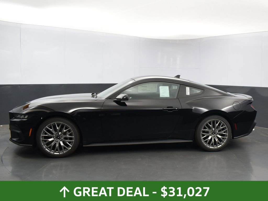 Used 2024 Ford Mustang Premium image 9