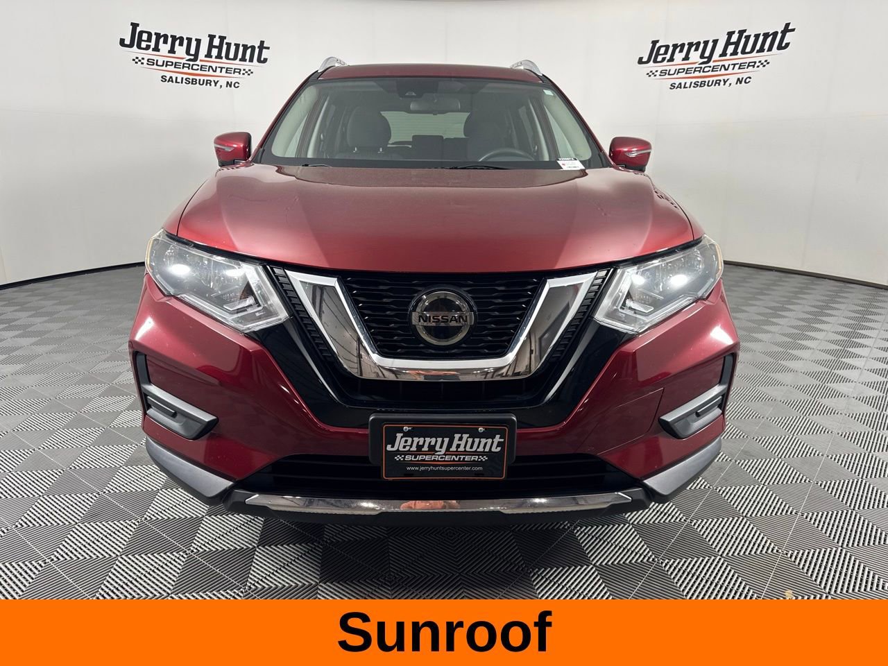 Used 2019 Nissan Rogue SV w/ Sun & Sound Touring Package image 5