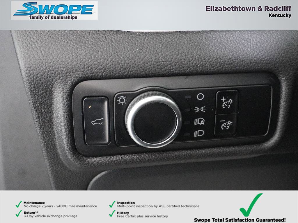 Certified 2024 Ford Explorer XLT w/ Class IV Trailer Tow Package AWD/4WD image 20