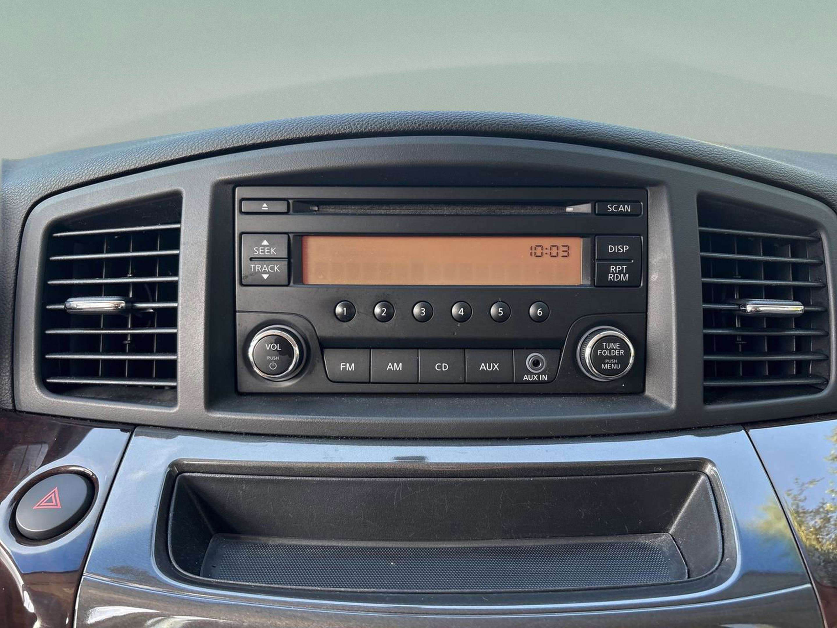 Used 2014 Nissan Quest S FWD image 26