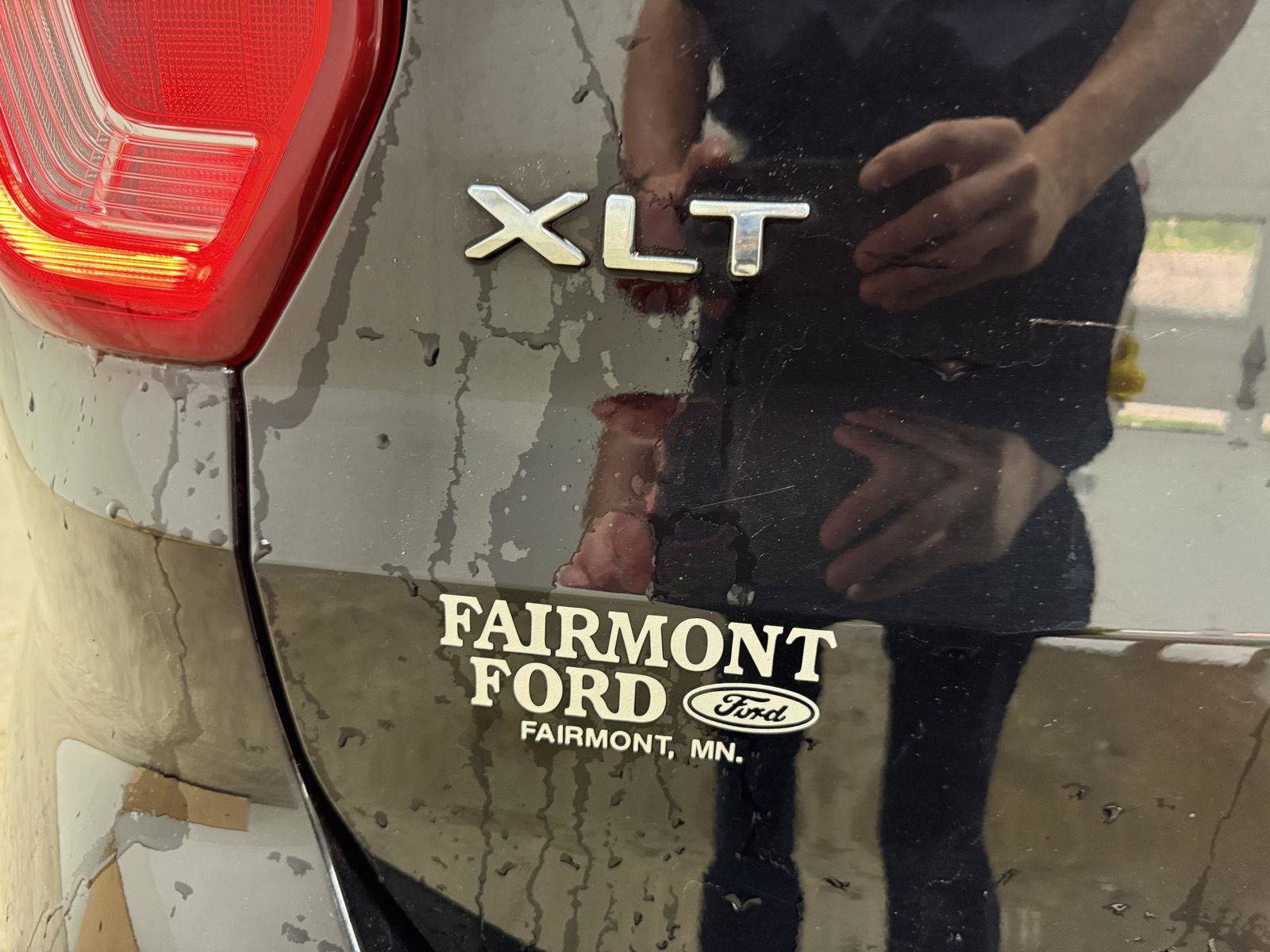 Used 2016 Ford Explorer XLT w/ Equipment Group 202A AWD/4WD image 38