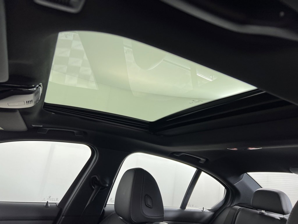 Certified 2025 BMW 330i xDrive Sedan w/ M Sport Package image 21