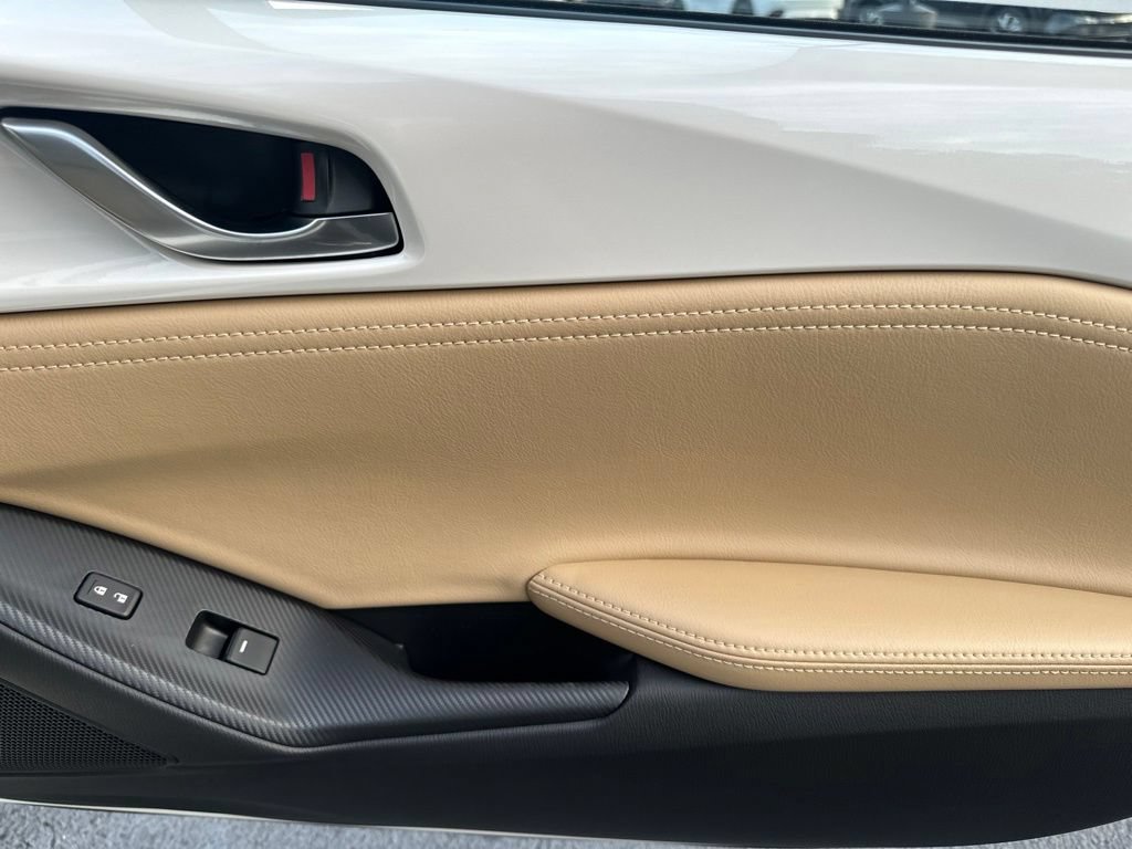 New 2026 MAZDA MX-5 Miata RF Grand Touring RWD image 10