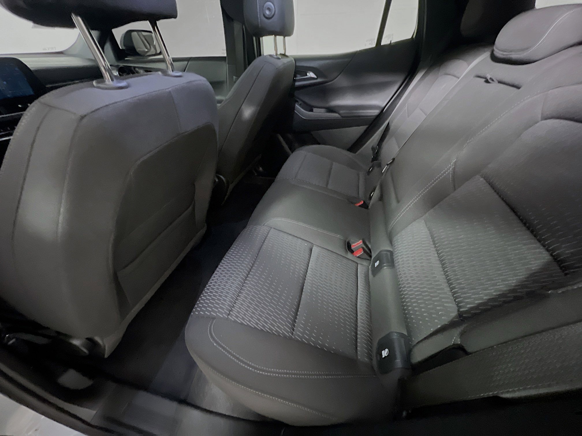 Used 2025 Chevrolet Equinox LT w/ Safety and Technology Package image 29