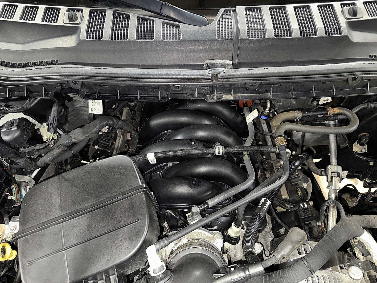 Used 2022 Ford F250 XL w/ Power Equipment Group AWD/4WD image 12