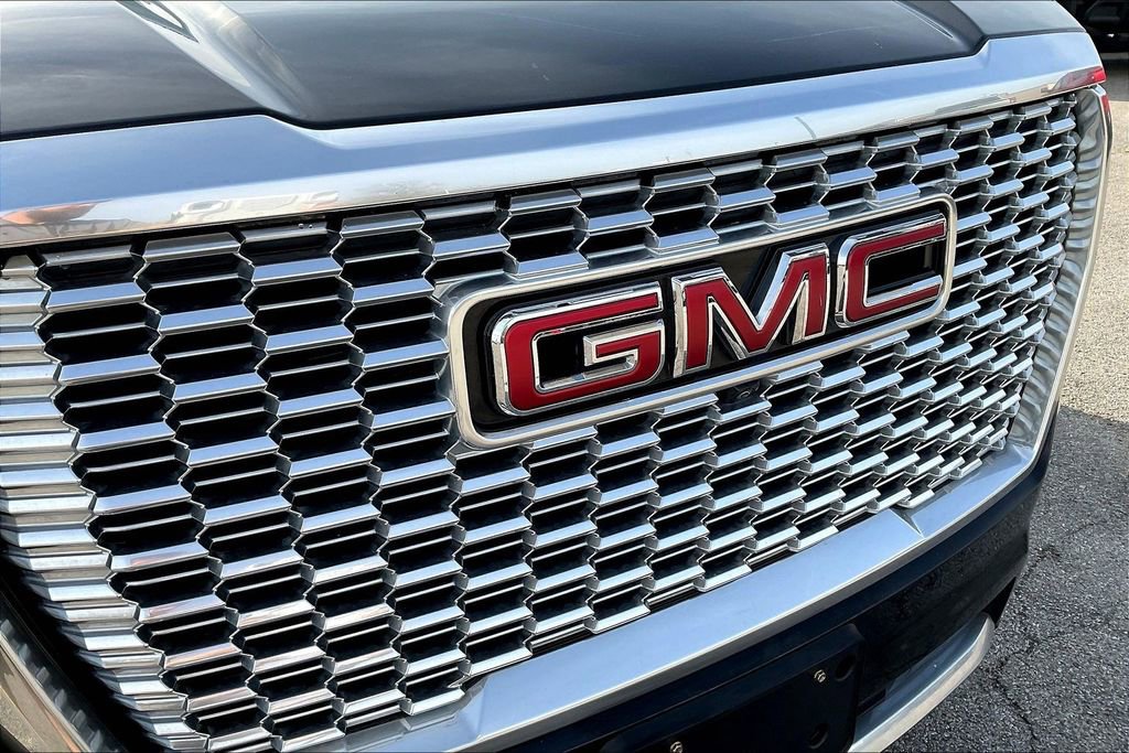 Used 2021 GMC Yukon XL Denali w/ Denali Ultimate Package image 31