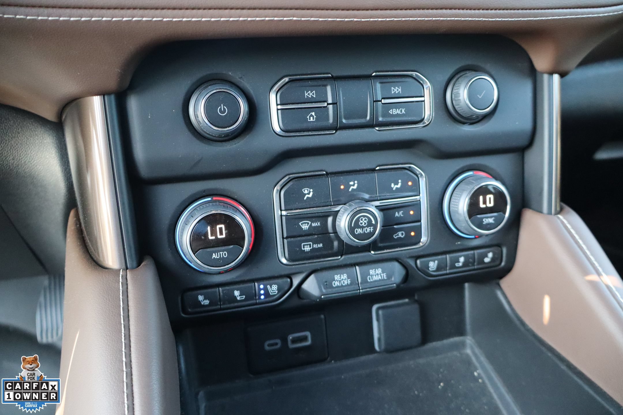 Used 2024 Chevrolet Tahoe High Country AWD/4WD image 22