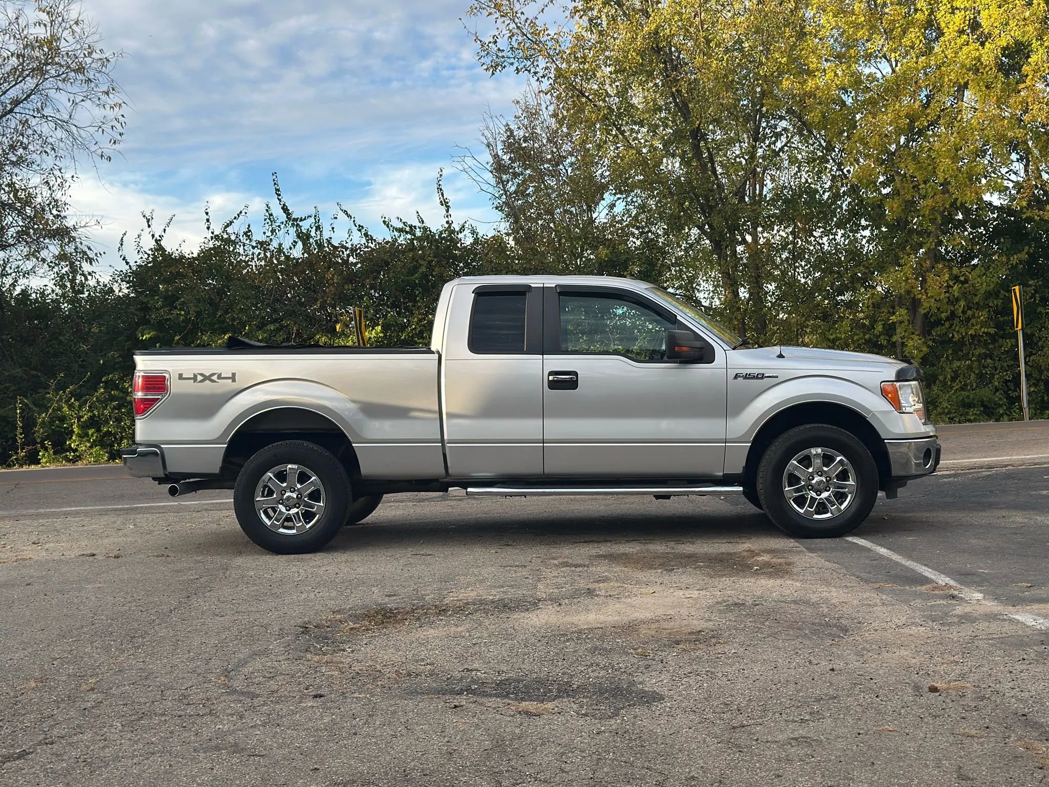 Used 2013 Ford F150 XLT w/ Luxury Equipment Group image 5