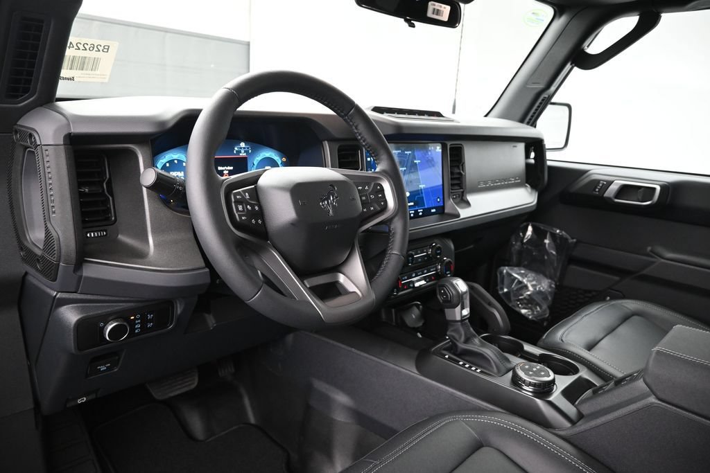 New 2026 Ford Bronco Badlands AWD/4WD image 13