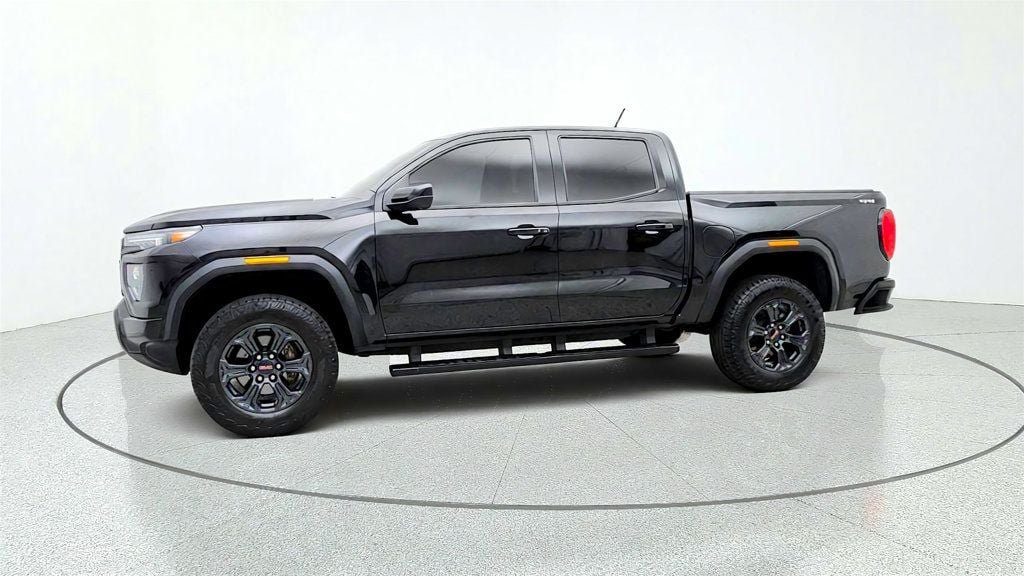Used 2024 GMC Canyon Elevation w/ Elevation Premium Package AWD/4WD image 9