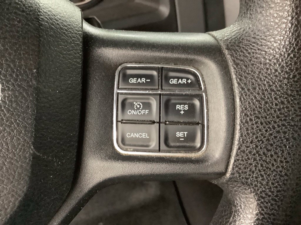 Used 2015 RAM 1500 Express AWD/4WD image 12
