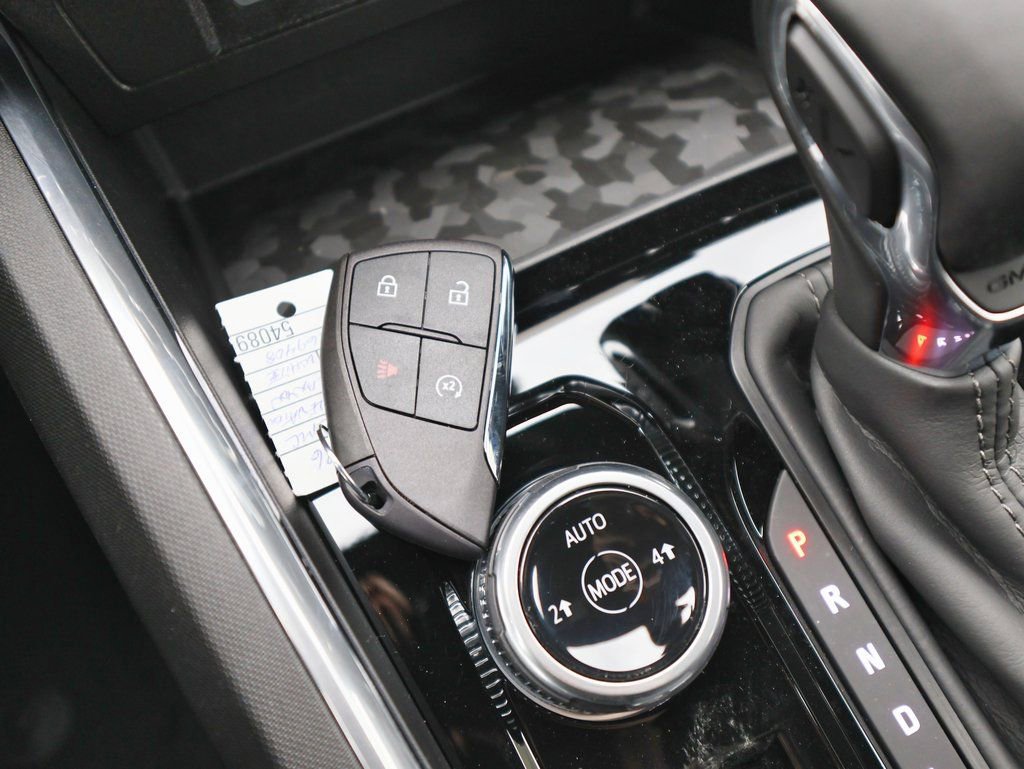 New 2026 GMC Canyon Elevation w/ Convenience Package image 19