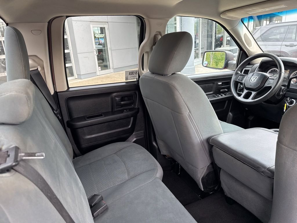 Used 2014 RAM 1500 Express RWD image 34