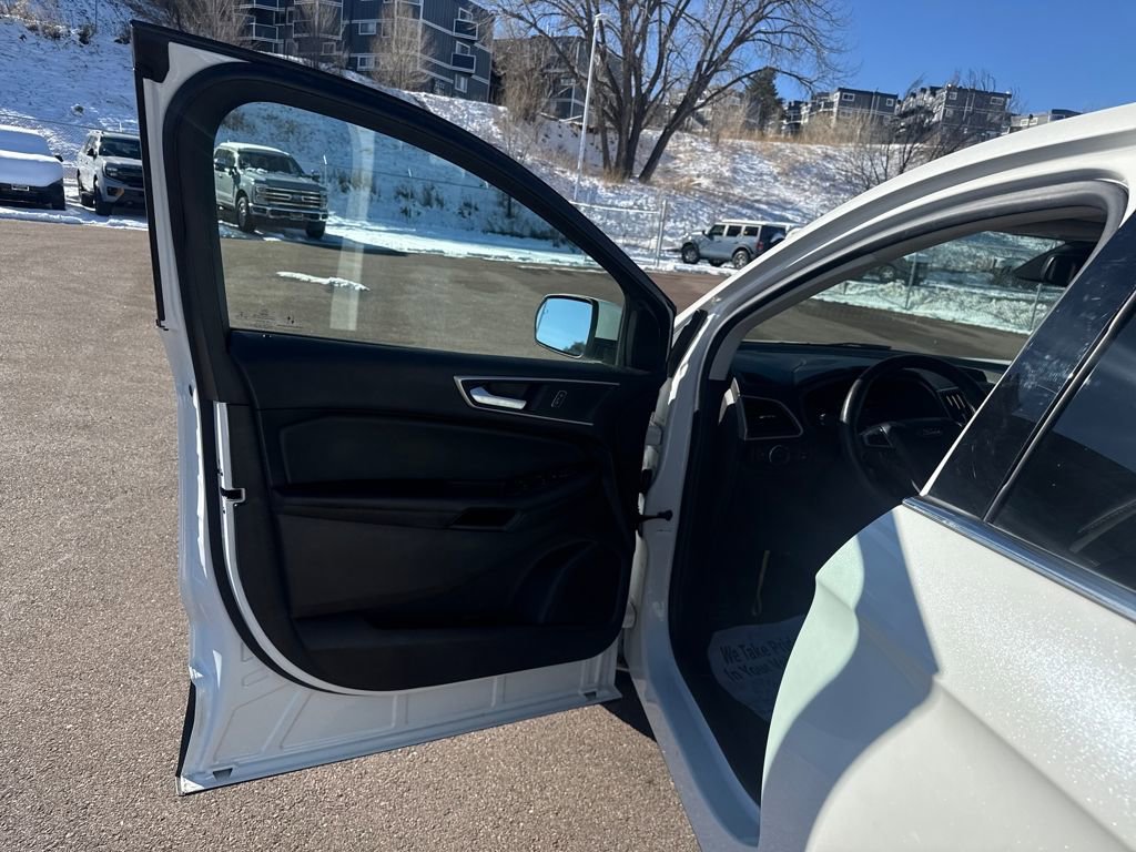 Certified 2022 Ford Edge SEL w/ Convenience Package image 10