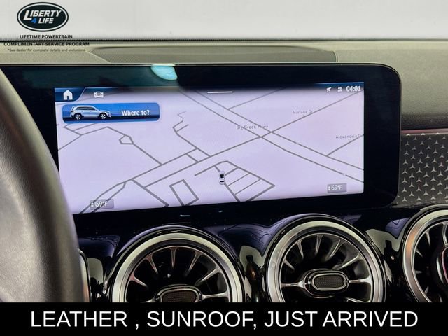 Used 2025 Mercedes-Benz GLB 250 GLB 250 w/ Exclusive Package image 13