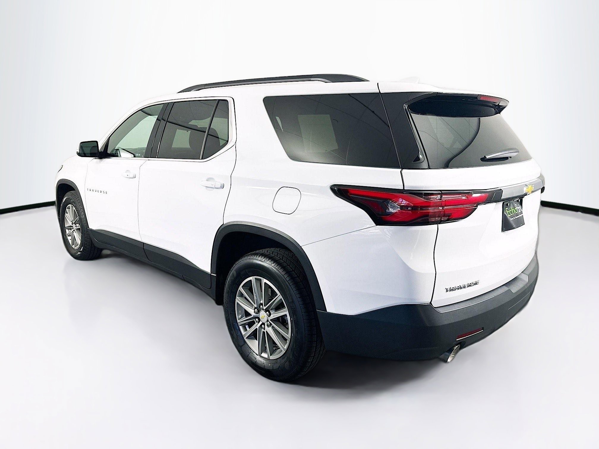 Used 2023 Chevrolet Traverse LT image 5