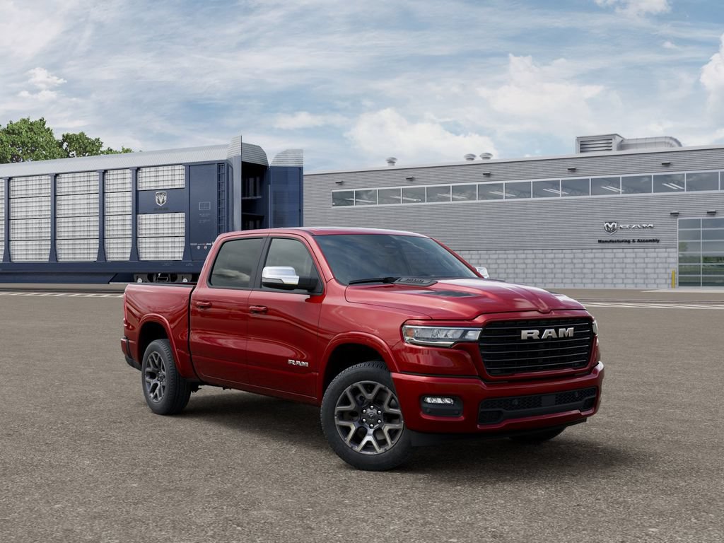 New 2026 RAM 1500 Laramie AWD/4WD image 5