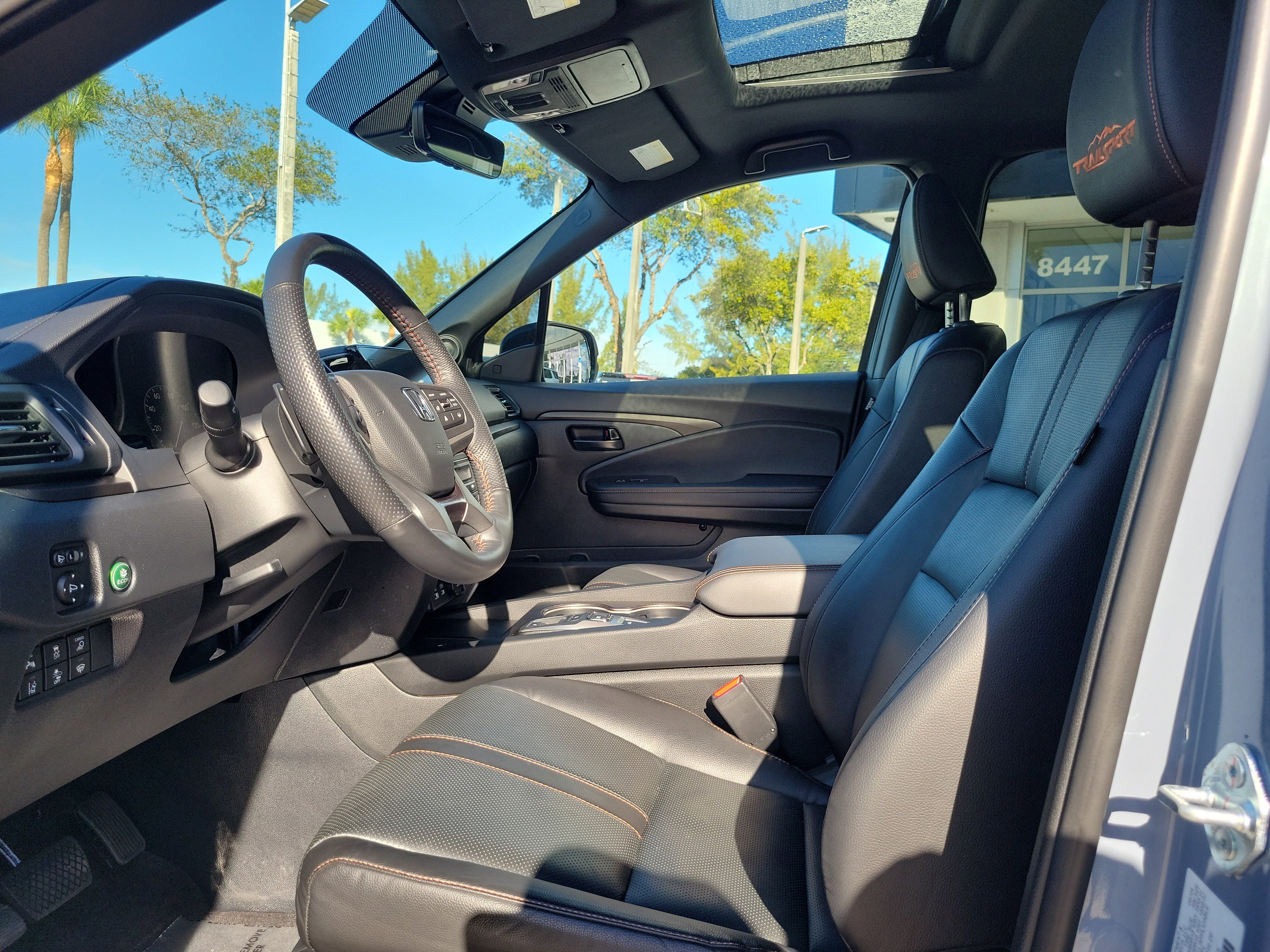 Used 2025 Honda Ridgeline TrailSport image 13