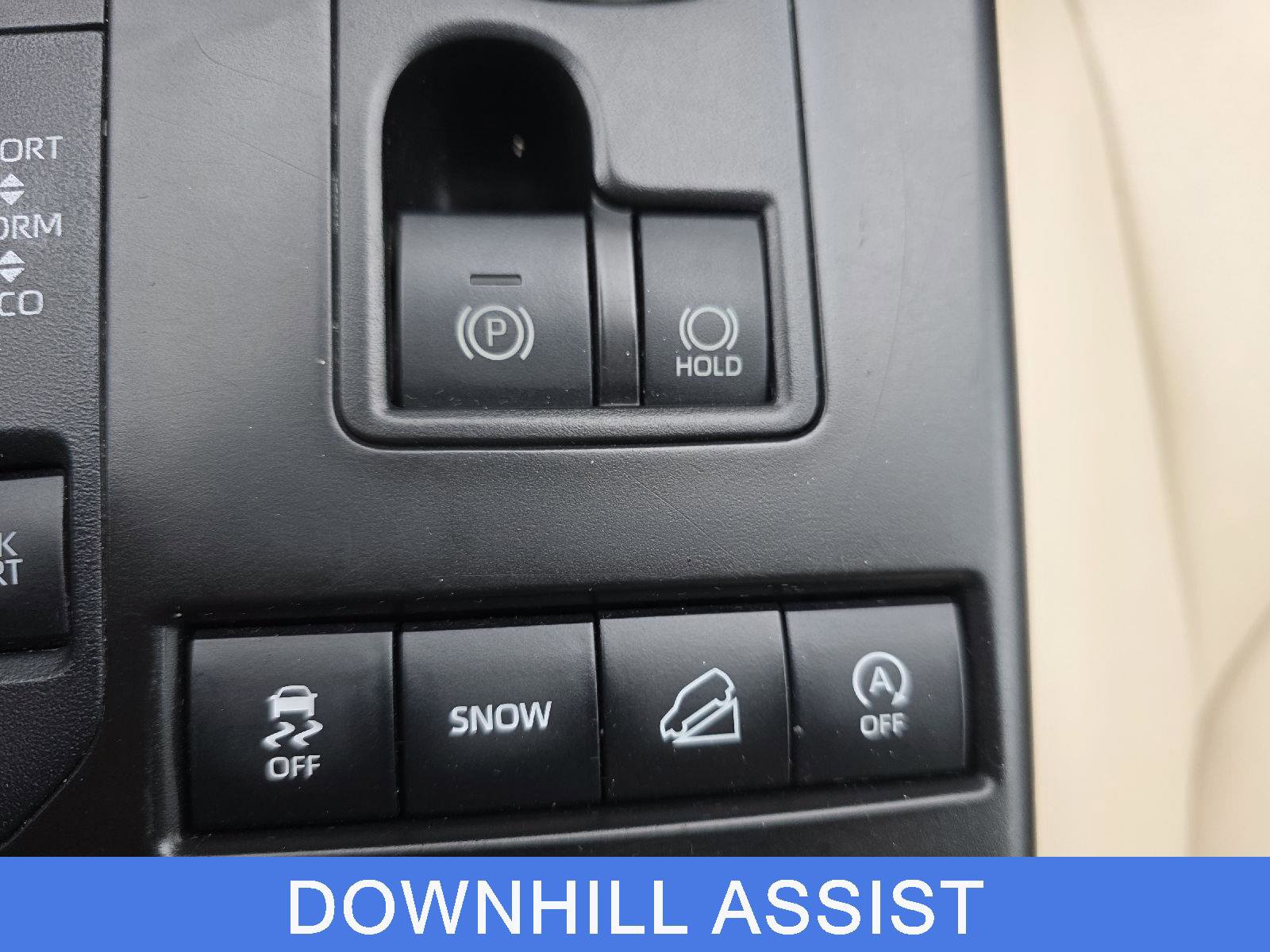 Used 2021 Toyota Highlander XLE image 22