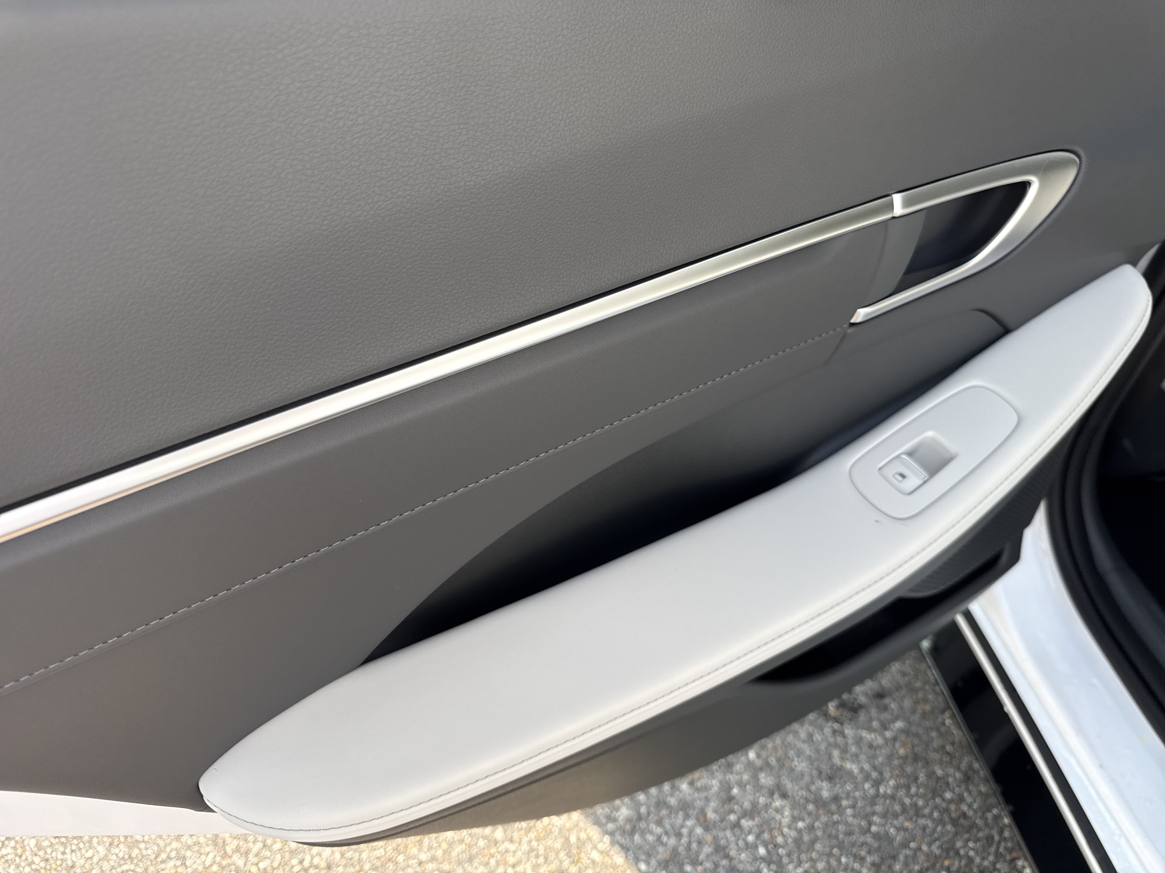 New 2026 Hyundai Sonata Limited FWD image 11