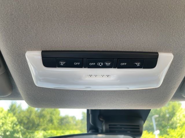 New 2025 Nissan Versa SV w/ Trunk Package image 18