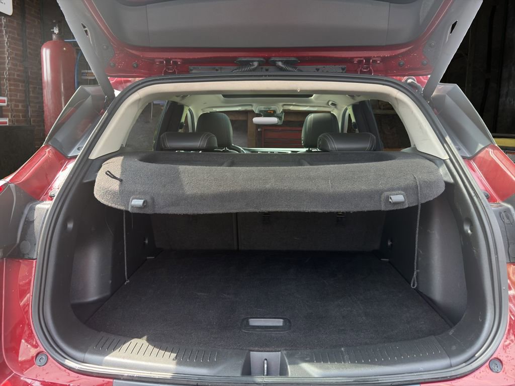 Used 2023 Buick Encore GX Essence w/ Experience Buick Package FWD image 26