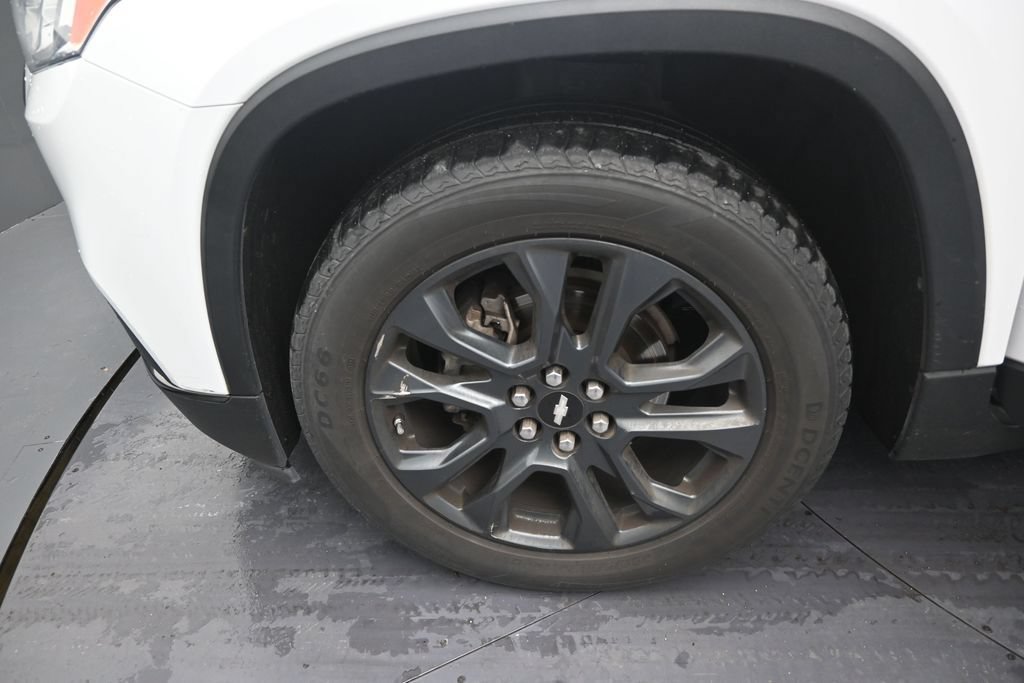 Used 2021 Chevrolet Traverse RS FWD image 11