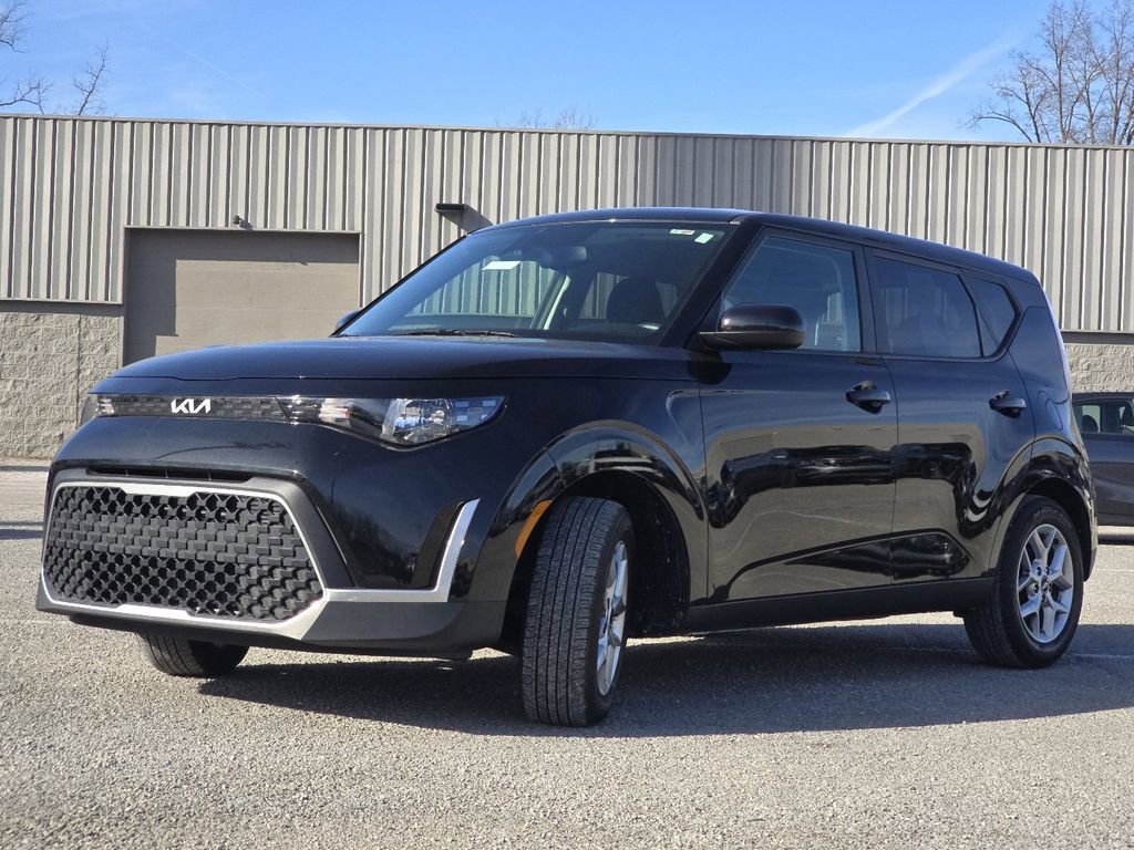 Used 2023 Kia Soul S image 11
