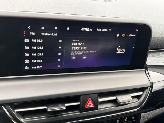 Used 2025 Kia Seltos S FWD image 13