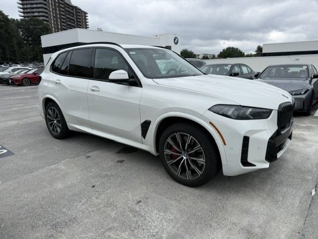 Certified 2025 BMW X5 xDrive50e w/ M Sport Package AWD/4WD image 2