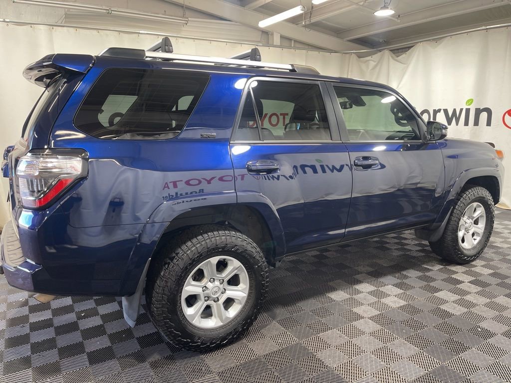 Used 2023 Toyota 4Runner SR5 Premium image 7