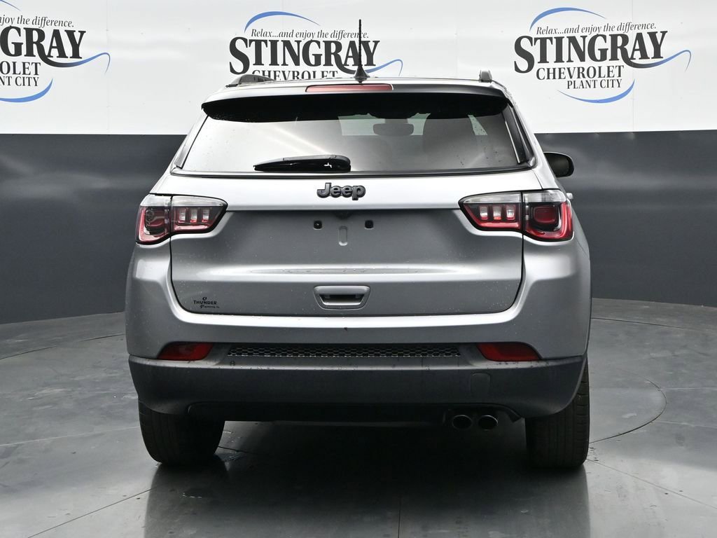 Used 2021 Jeep Compass Latitude FWD image 6