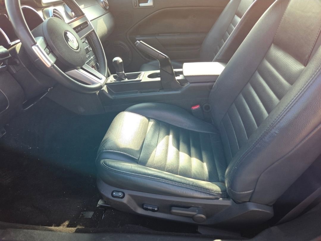 Used 2008 Ford Mustang GT RWD image 11