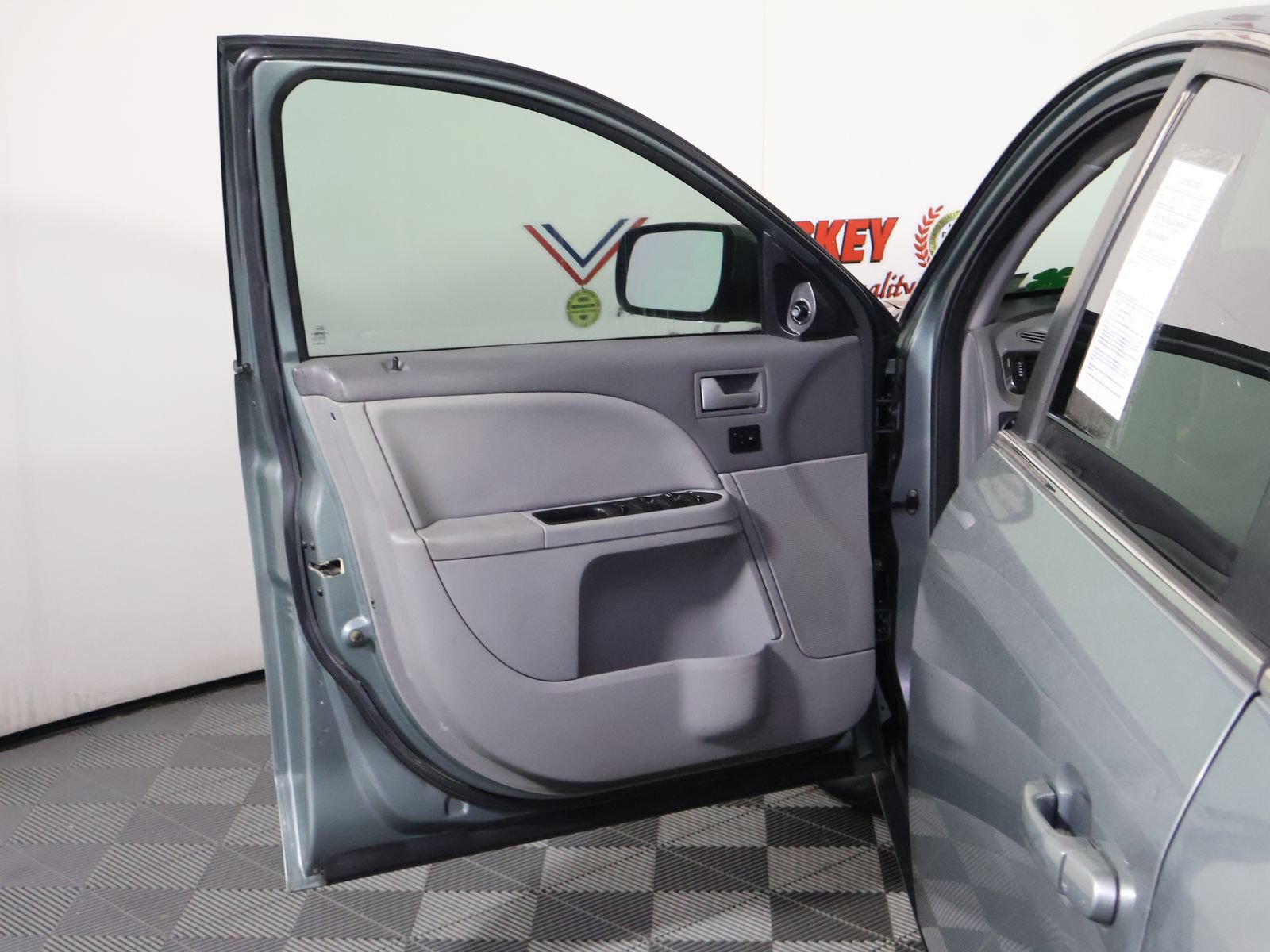Used 2006 Mercury Montego Premier FWD image 22
