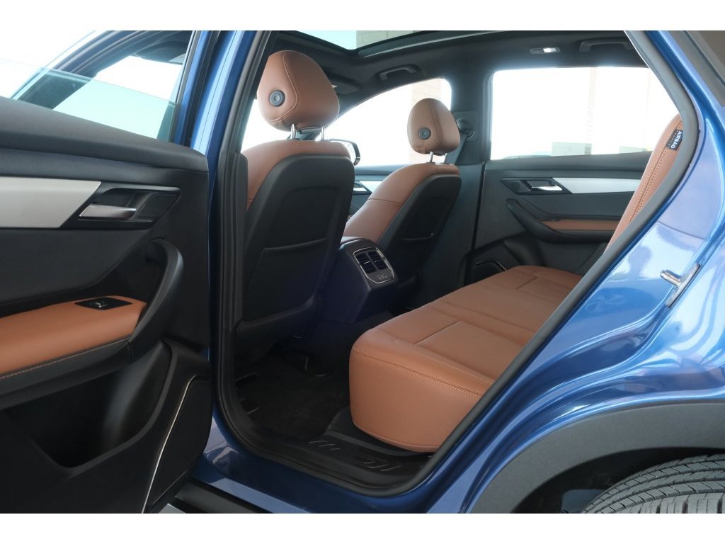 Used 2024 VinFast VF 8 Plus AWD/4WD image 27