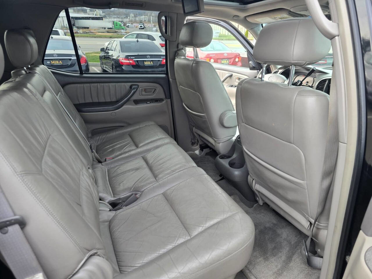 Used 2004 Toyota Sequoia Limited image 21