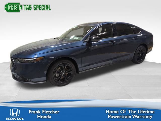 New 2025 Honda Accord SE